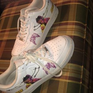 Men’s size 11 juice wrld Air Force 1’s